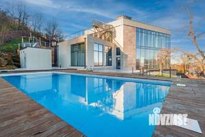 Коттедж 250м², 2-этажный, участок 20 сот.