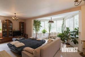 Коттедж 230м², 2-этажный, участок 8 сот.