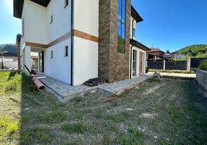 Дом 240м², 2-этажный, участок 5 сот.