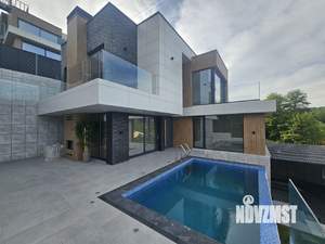 Дом 270м², 2-этажный, участок 6 сот.