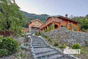 Дом 220м², 2-этажный, участок 10 сот.