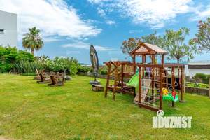 Дом 470м², 2-этажный, участок 15 сот.