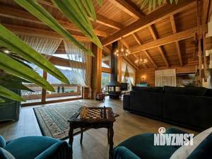 Дом 300м², 2-этажный, участок 8 сот.