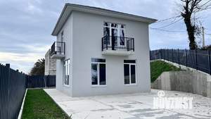 Дом 100м², 2-этажный, участок 4 сот.