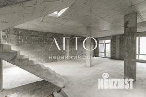 Дом 212м², 3-этажный, участок 6 сот.