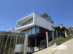 Коттедж 202м², 2-этажный, участок 3 сот.