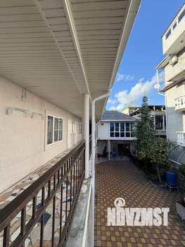 Дом 298м², 2-этажный, участок 4 сот.