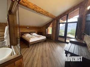 Дом 335м², 2-этажный, участок 8 сот.