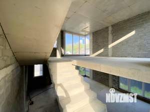 Дом 182м², 3-этажный, участок 3 сот.