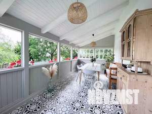 Дом 140м², 2-этажный, участок 5 сот.