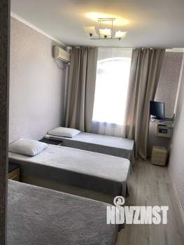 Дом 565м², 3-этажный, участок 6 сот.