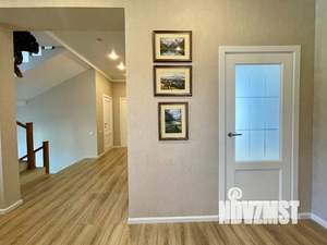 Дом 289м², 2-этажный, участок 9 сот.