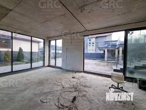 Дом 258м², 2-этажный, участок 6 сот.