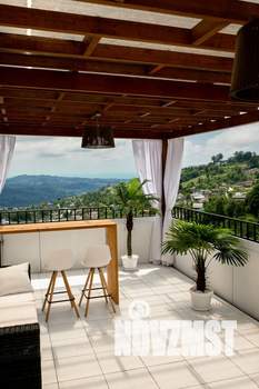 Дом 202м², 3-этажный, участок 6 сот.