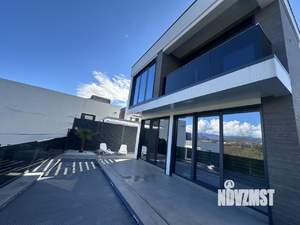 Дом 220м², 2-этажный, участок 9 сот.