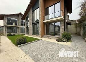 Дом 180м², 2-этажный, участок 3 сот.