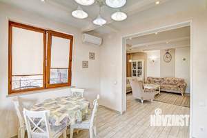 Дом 190м², 2-этажный, участок 6 сот.