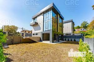 Дом 249м², 2-этажный, участок 5 сот.