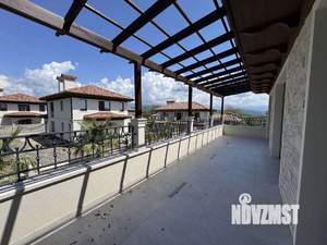 Дом 214м², 2-этажный, участок 7 сот.