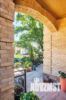 Дом 300м², 2-этажный, участок 4 сот.