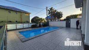 Дом 180м², 2-этажный, участок 5 сот.