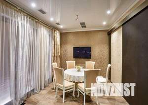 Дом 687м², 3-этажный, участок 6 сот.