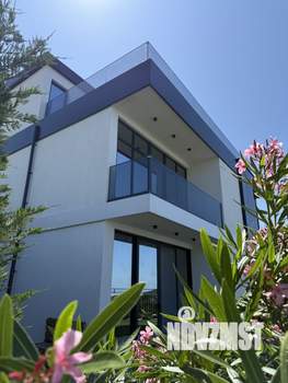 Коттедж 270м², 3-этажный, участок 270 сот.