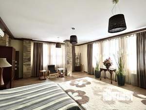 Дом 350м², 2-этажный, участок 7 сот.