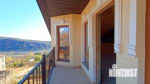 Дом 175м², 3-этажный, участок 3 сот.