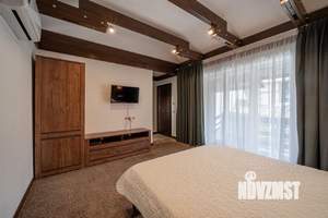 Коттедж 142м², 2-этажный, участок 5 сот.