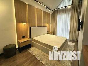 Дом 220м², 2-этажный, участок 8 сот.