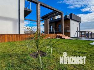 Коттедж 220м², 3-этажный, участок 5 сот.