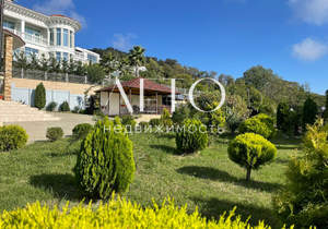 Дом 285м², 3-этажный, участок 10 сот.