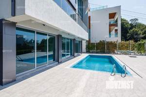 Дом 650м², 2-этажный, участок 10 сот.