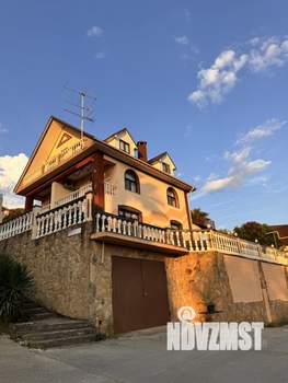 Дом 304м², 3-этажный, участок 8 сот.