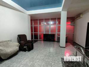 Дом 292м², 3-этажный, участок 4 сот.