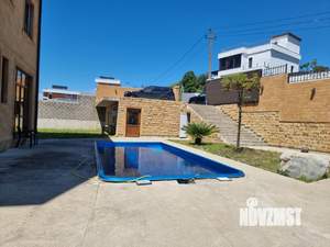 Коттедж 330м², 3-этажный, участок 7 сот.