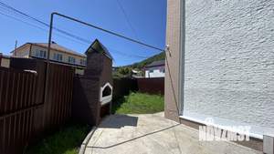 Дом 250м², 3-этажный, участок 6 сот.