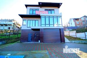 Дом 253м², 3-этажный, участок 4 сот.