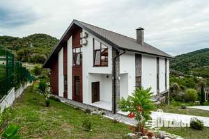 Дом 349м², 3-этажный, участок 21 сот.