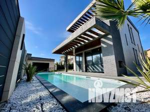 Дом 300м², 2-этажный, участок 6 сот.