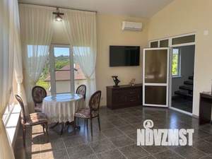 Дом 170м², 2-этажный, участок 7 сот.