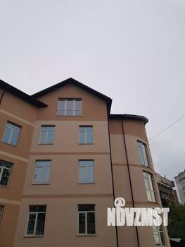 Дом 812м², 4-этажный, участок 8 сот.