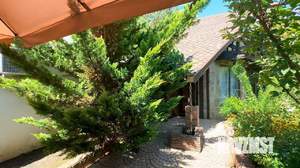 Дом 120м², 2-этажный, участок 4 сот.