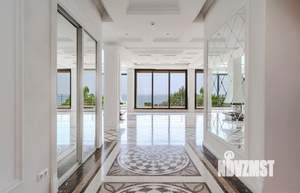 Дом 710м², 5-этажный, участок 8 сот.