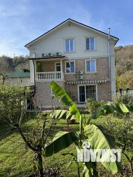 Дом 350м², 3-этажный, участок 8 сот.