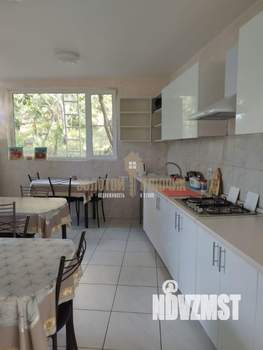 Дом 600м², 3-этажный, участок 7 сот.