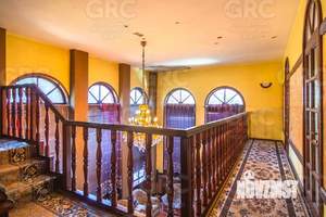 Дом 365м², 4-этажный, участок 15 сот.