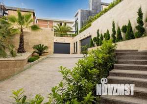 Коттедж 353м², 3-этажный, участок 5 сот.