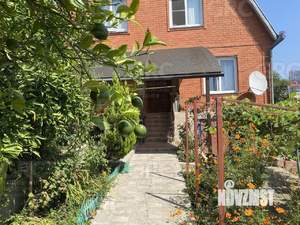 Дом 200м², 3-этажный, участок 4 сот.